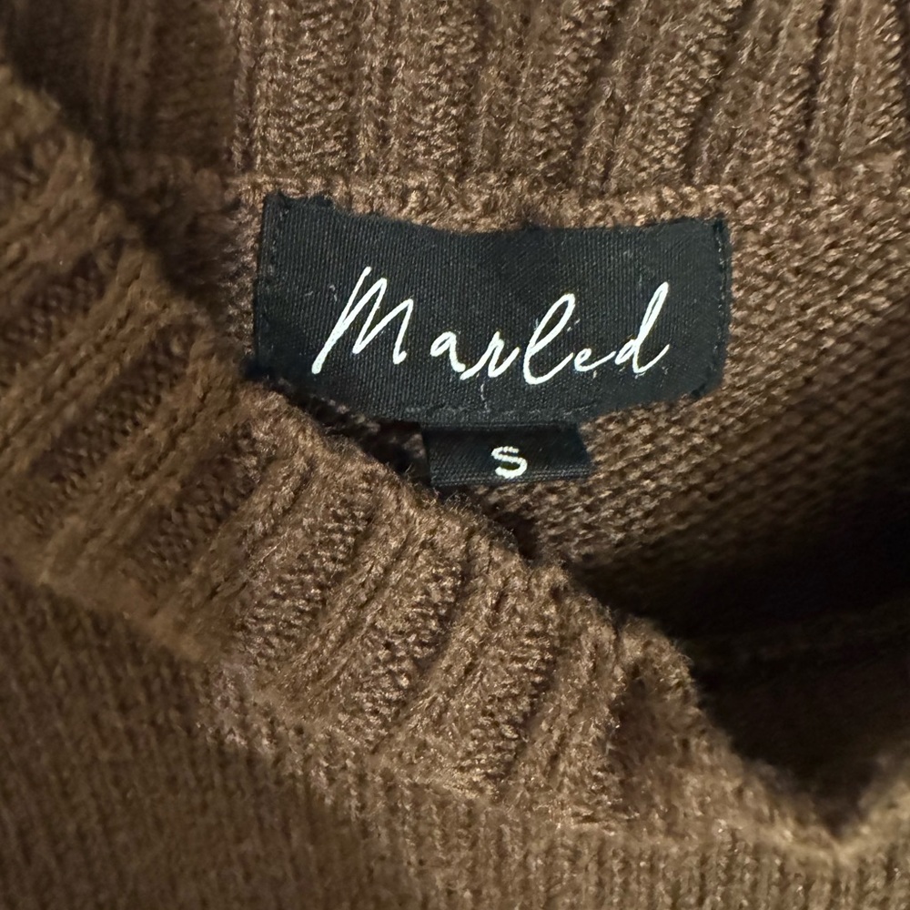 Dark Brown Crew Neck Short Sleeve Knit Sweater - Picture 4 of 5